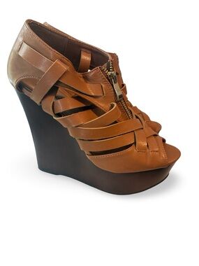 Qupid Brown Wedge Sandals